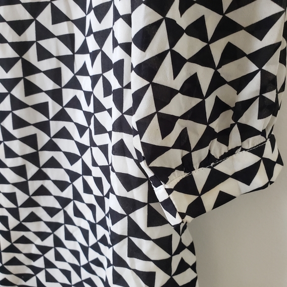 Tunic/Top - Picture 3 of 4